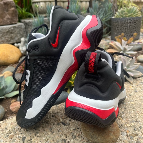 Nike Giannis Immortality 3 Sneakers - Picture 4 of 16